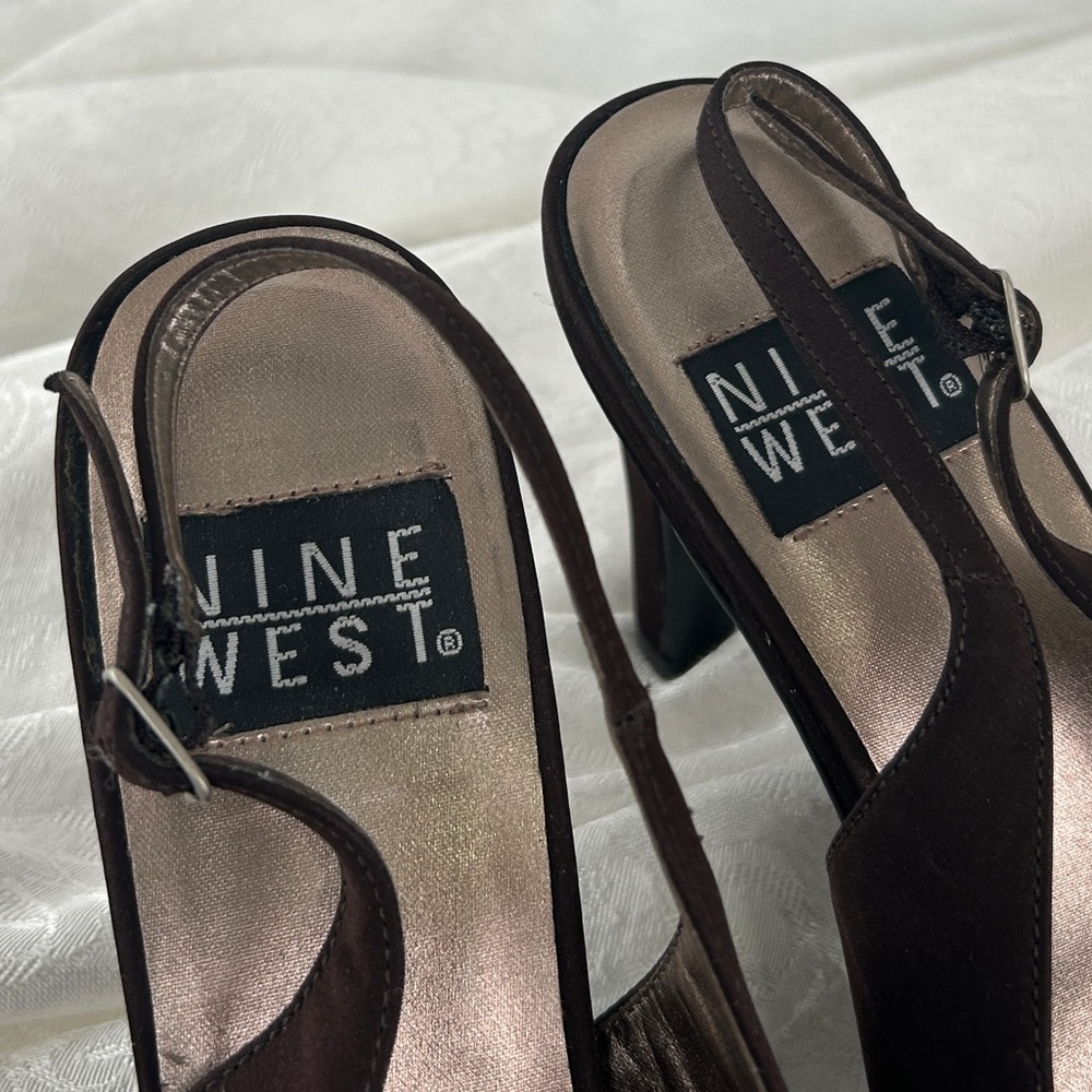 Vintage Nine West Brown Pointed-Toe Satin Slingback Heels - Picture 3 of 8